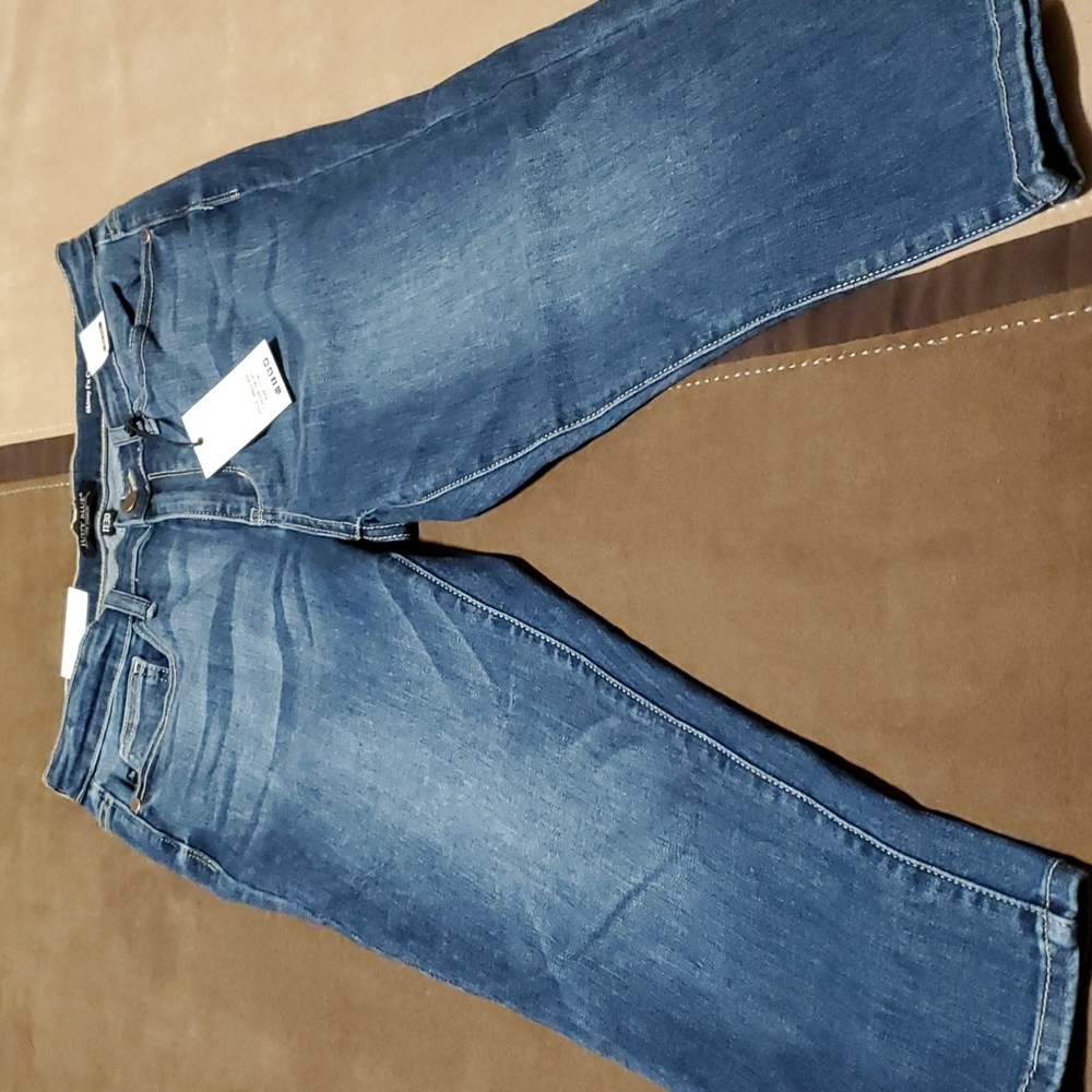 Judy blue skinny fit capris